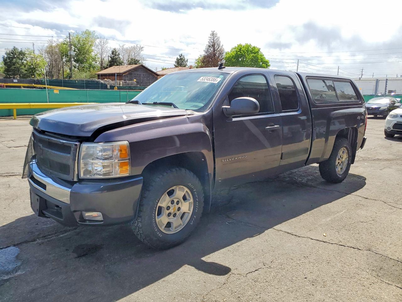 Salvage Chevrolet Silverado Image