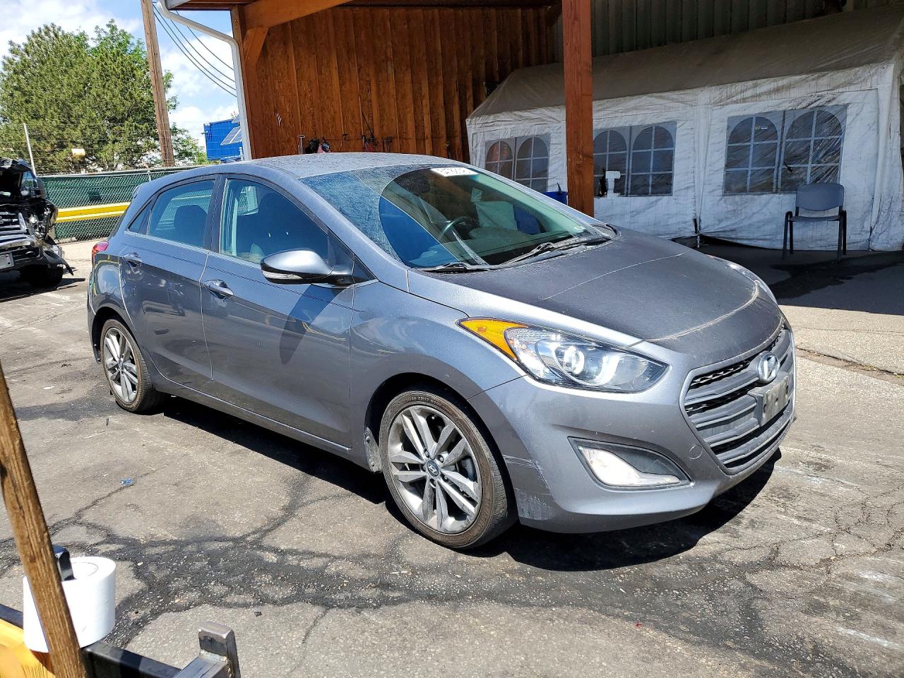 Hyundai ELANTRA Base