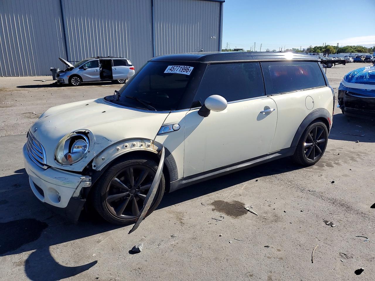 Salvage MINI Cooper Image