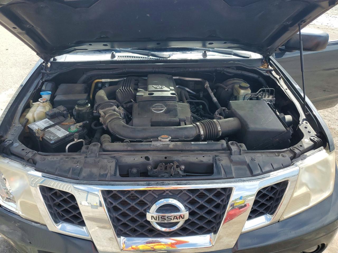 Nissan Frontier Sv