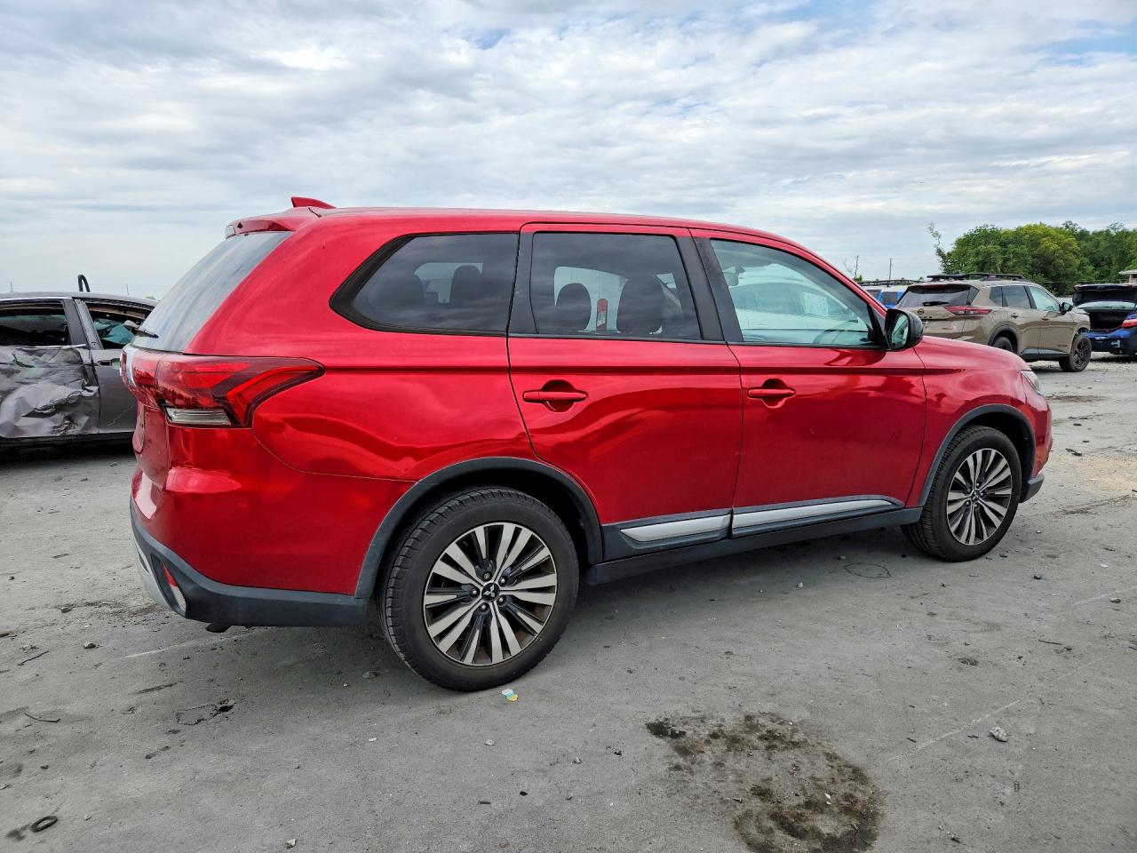 Mitsubishi Outlander Es