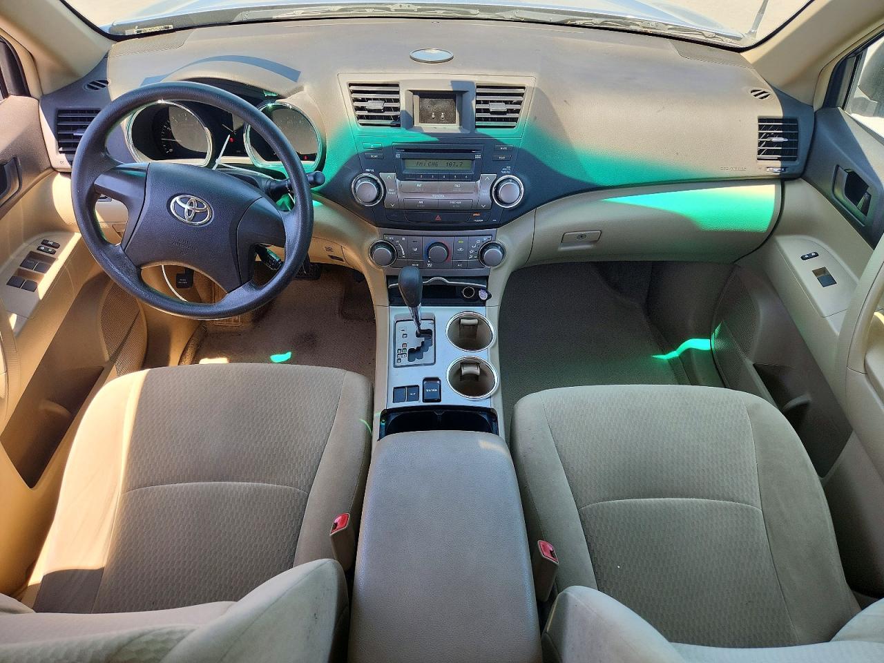 Toyota Highlander Base