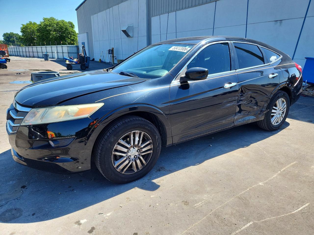 Salvage Honda Crosstour Image
