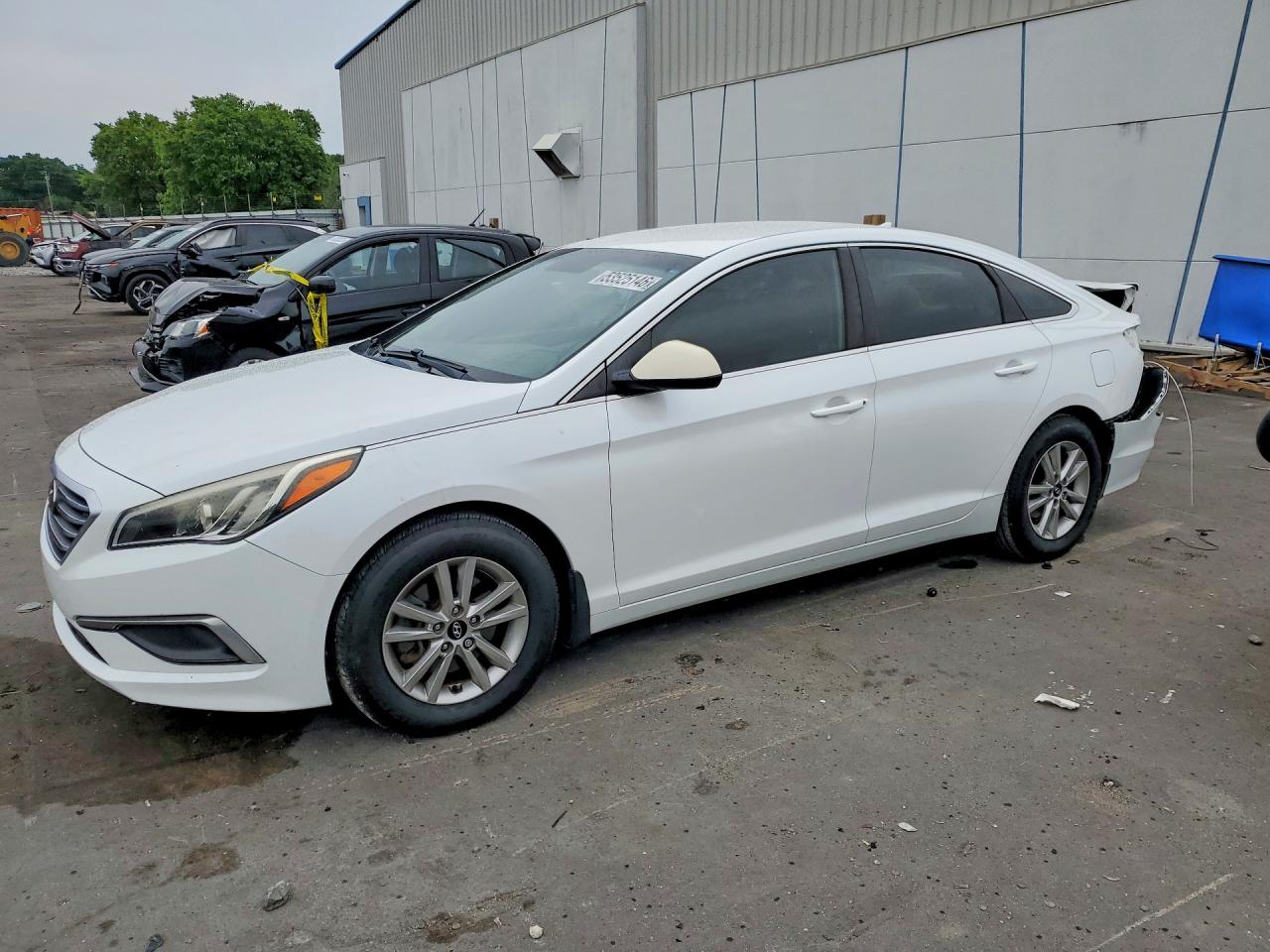 Salvage Hyundai SONATA Image