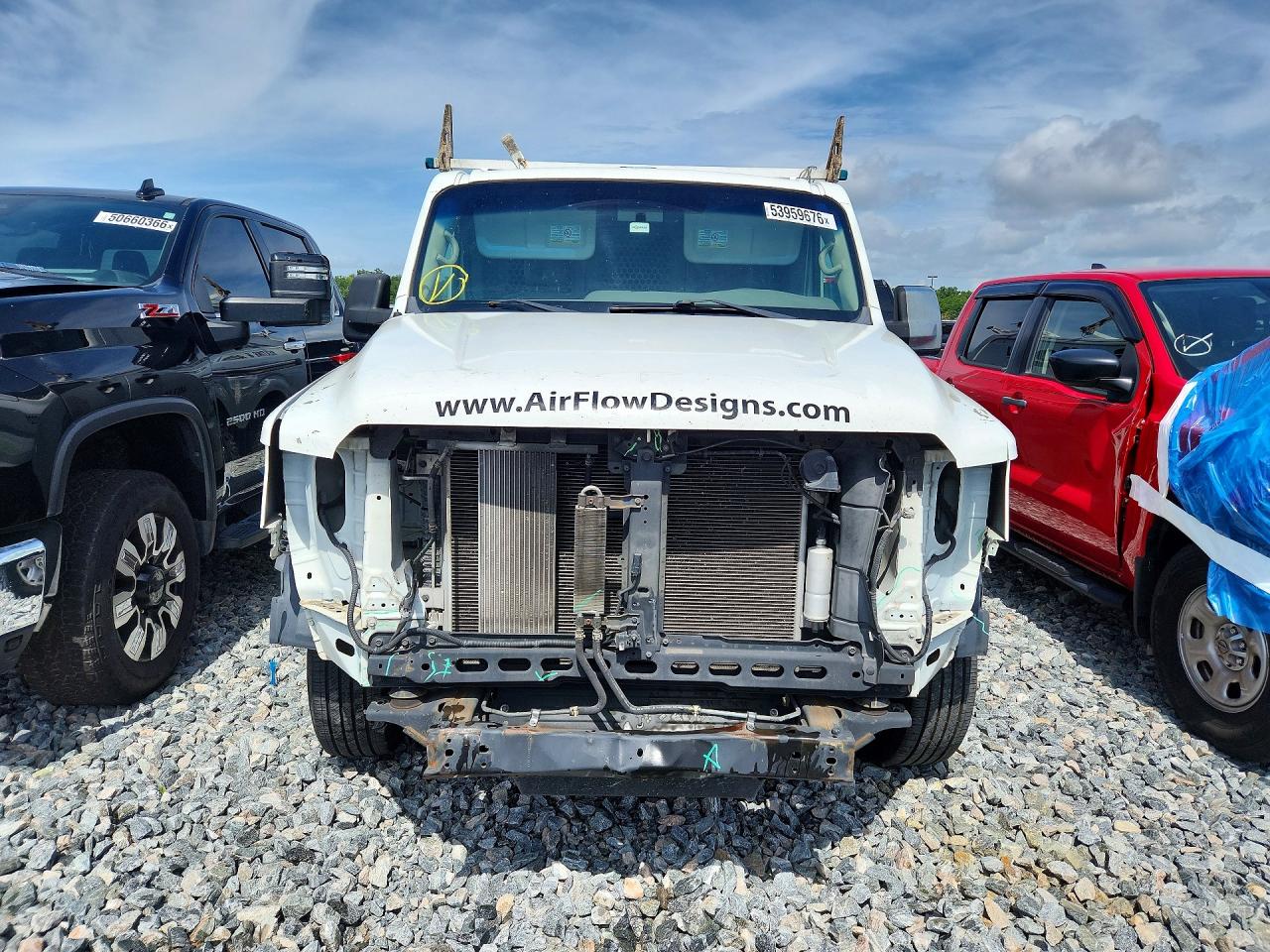 Nissan Nv
