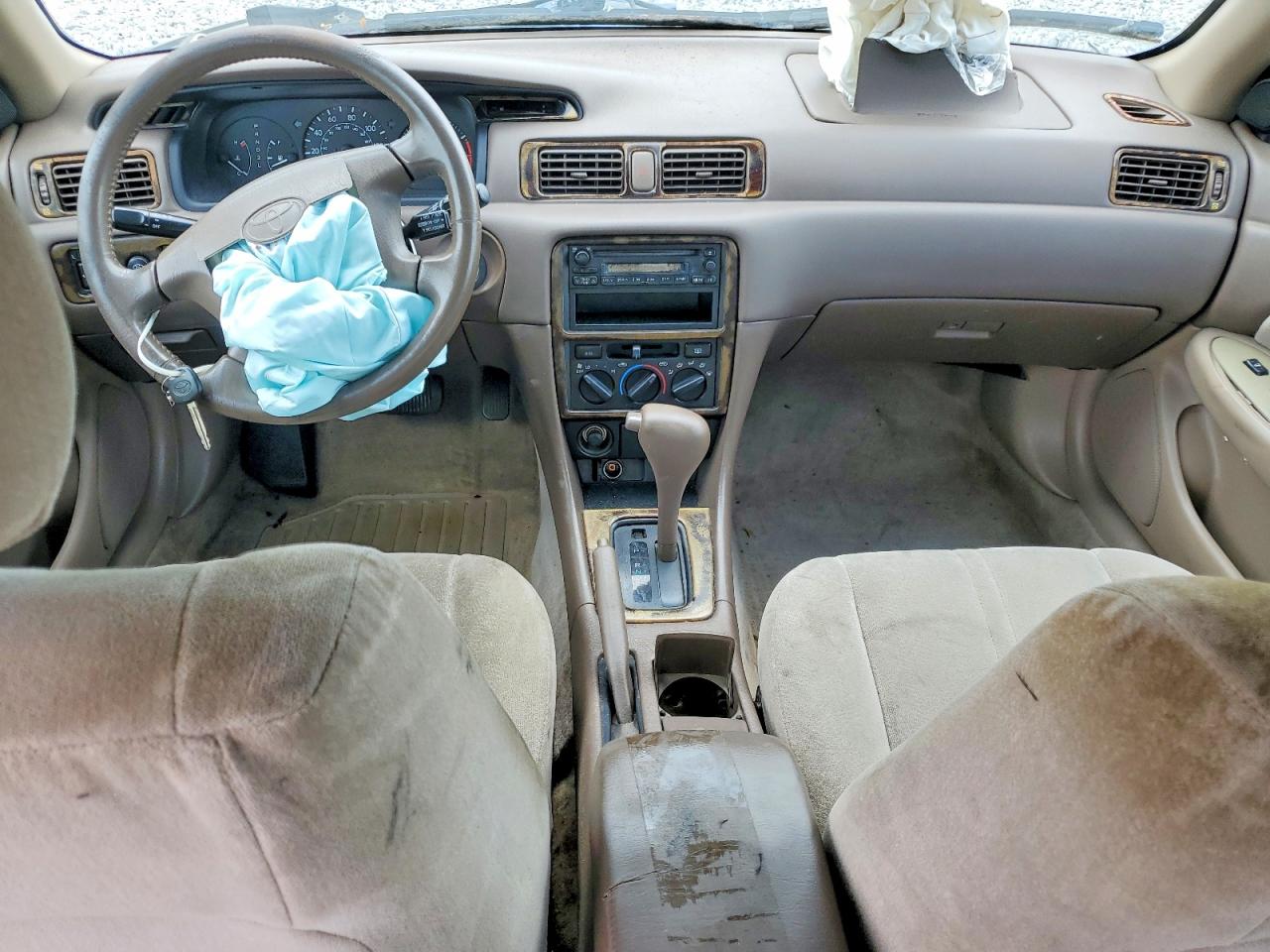 Toyota Camry Xle V6