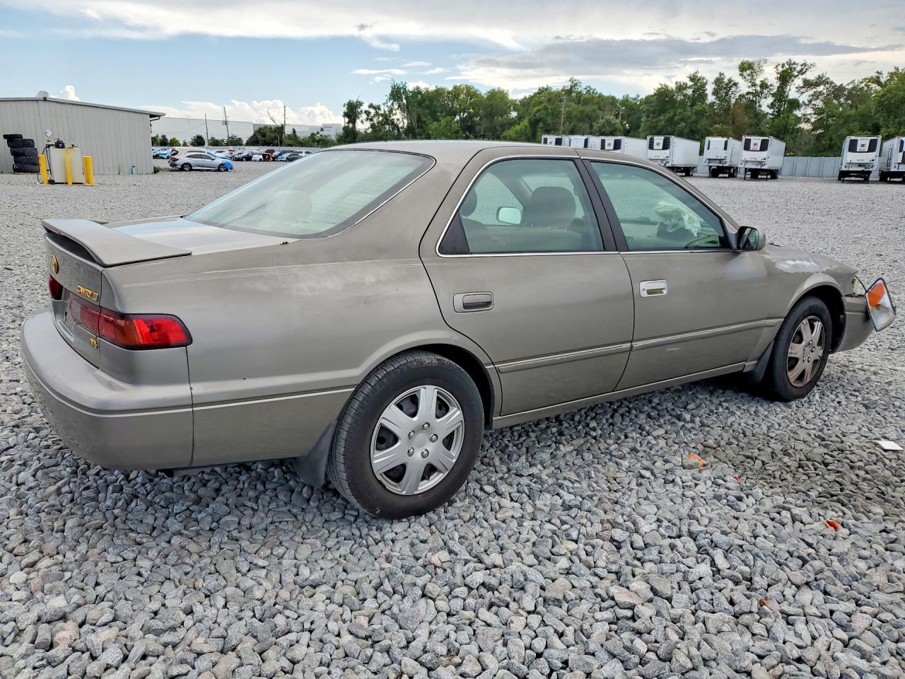Toyota Camry Xle V6