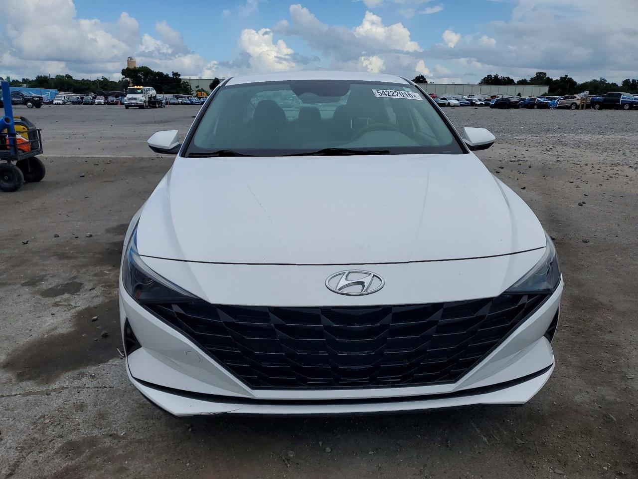 Hyundai ELANTRA Blue