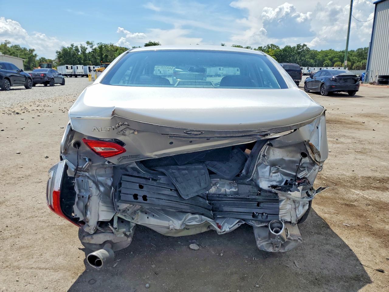 Nissan Altima 2.5 S