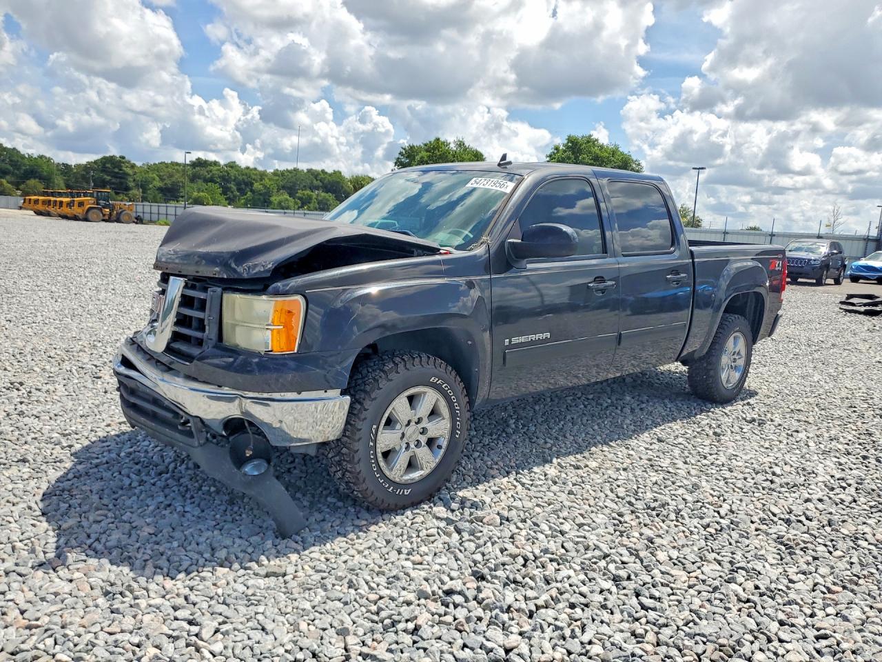 Salvage GMC Sierra Image