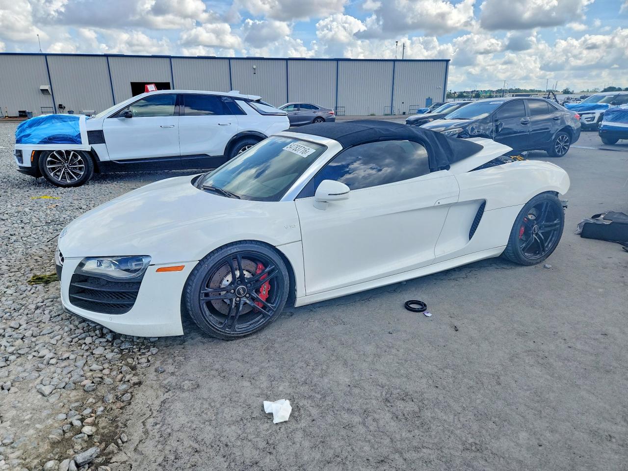Salvage Audi R8 Image
