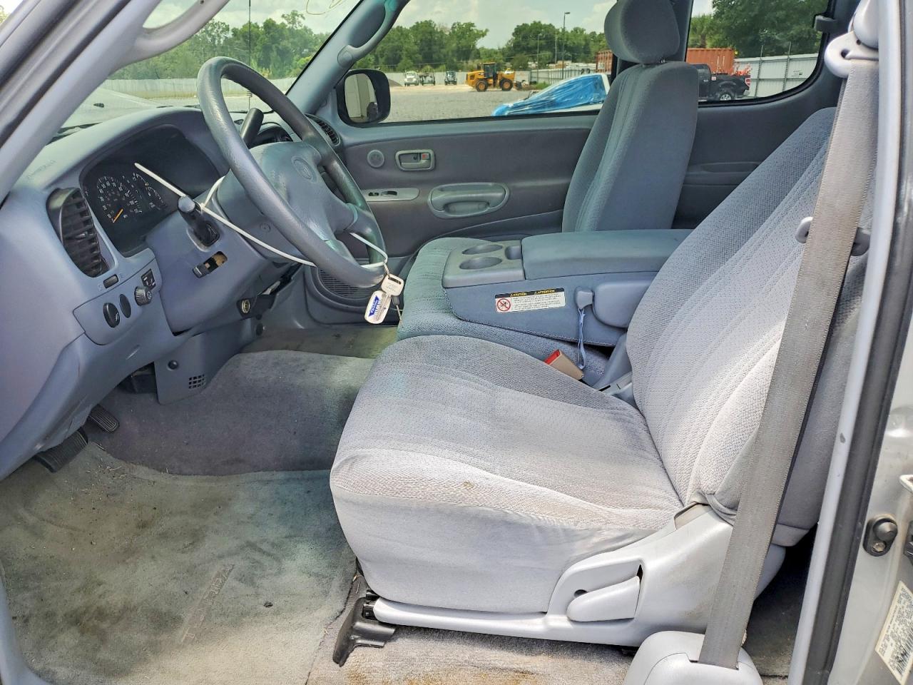 Toyota Tundra Sr5 V8
