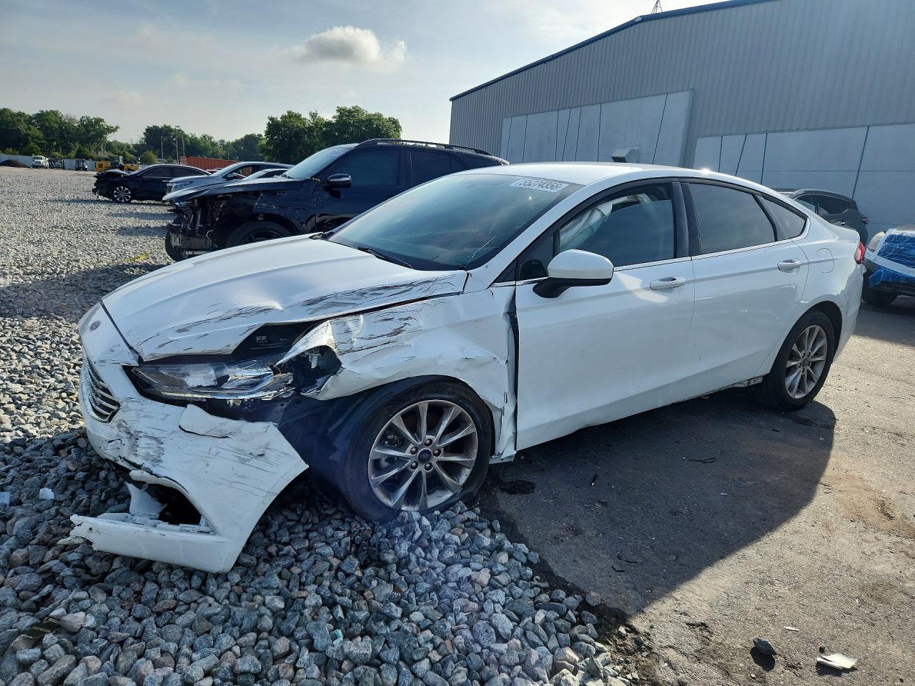 Salvage Ford Fusion Image