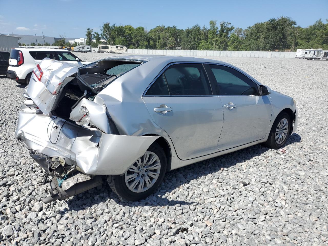 Toyota Camry L