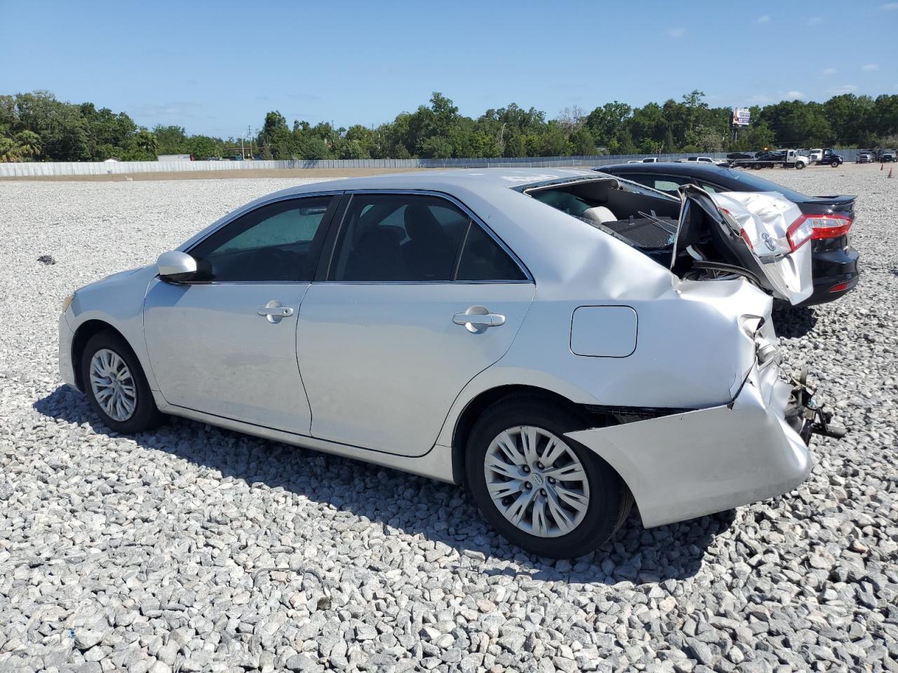 Toyota Camry L