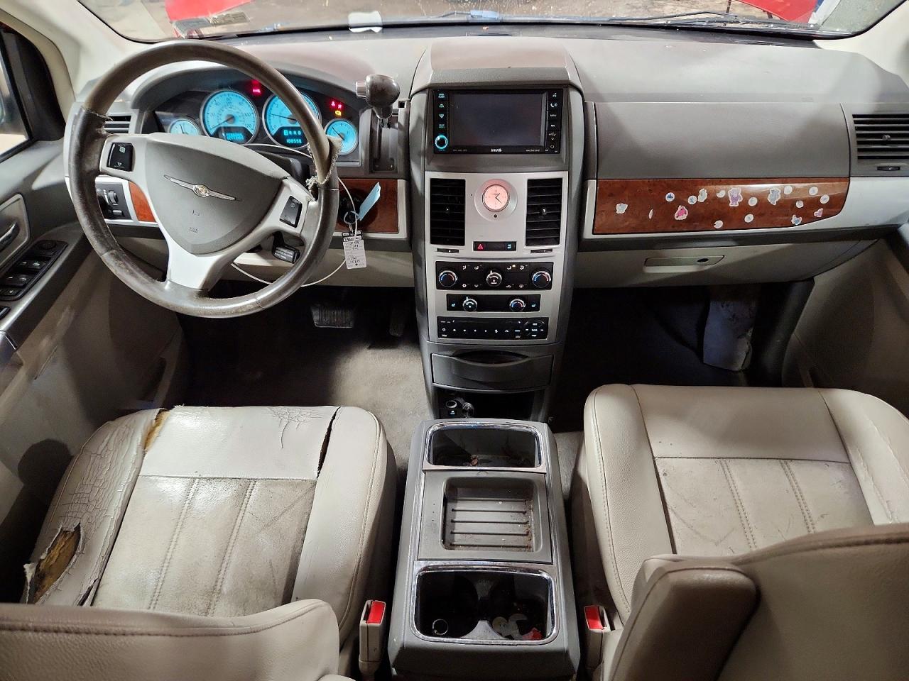 Chry Minivan Touring