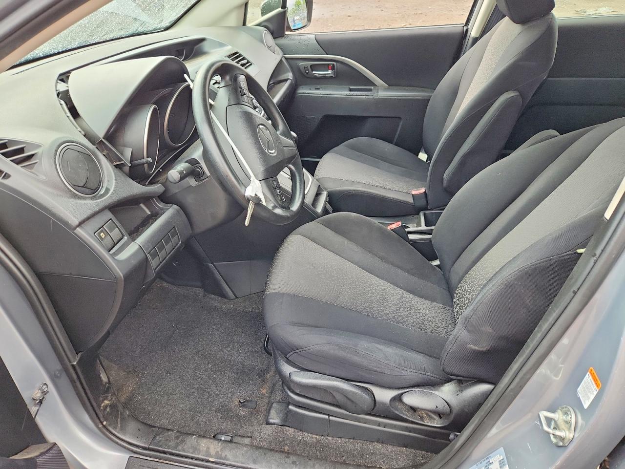 Mazda 5