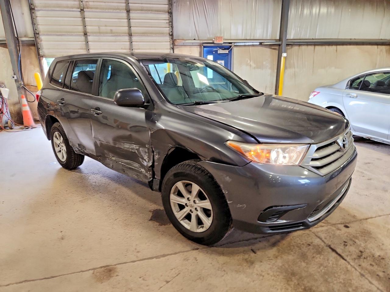 Toyota Highlander Base