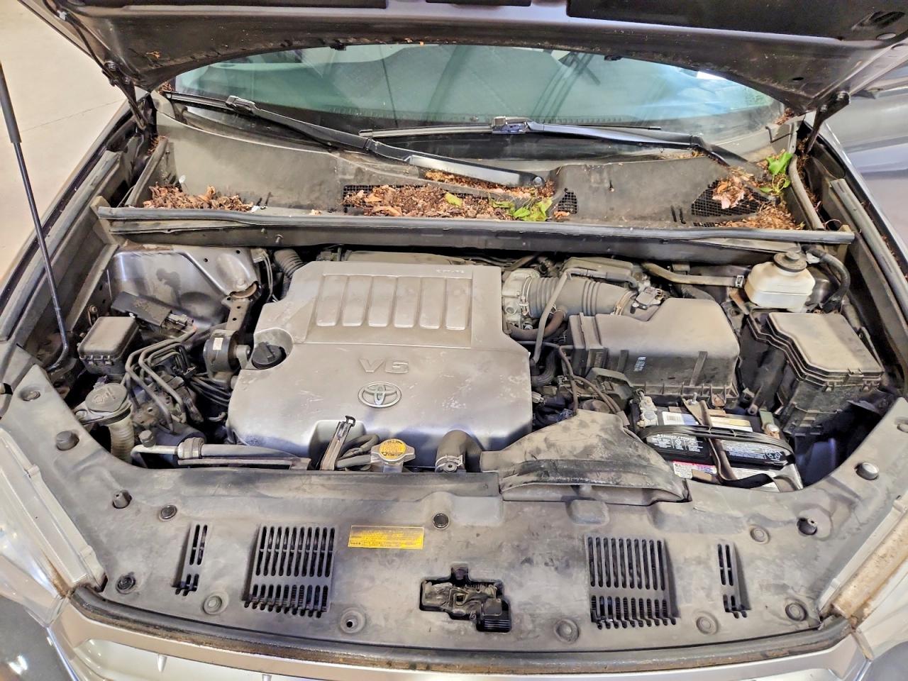 Toyota Highlander Base