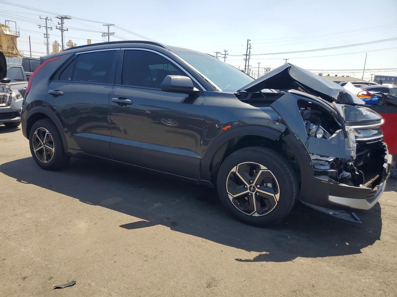 Kia Niro Lx