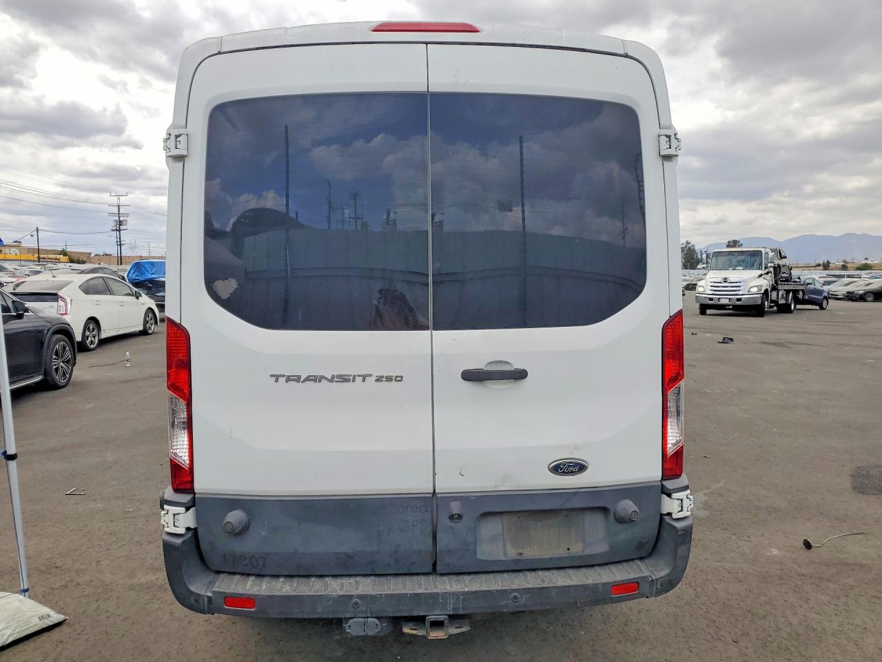 Ford Transit T-250