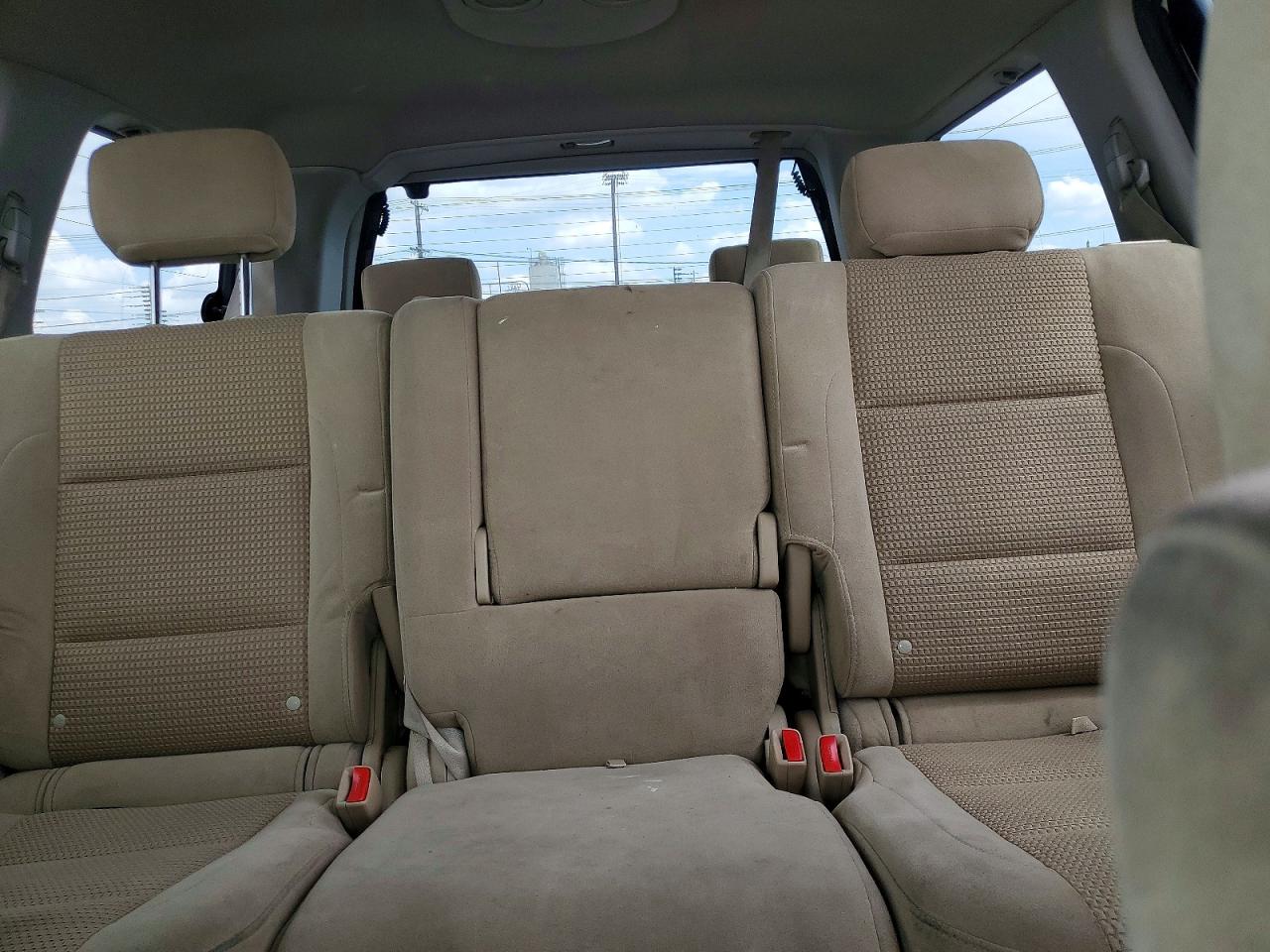 Nissan Armada Se