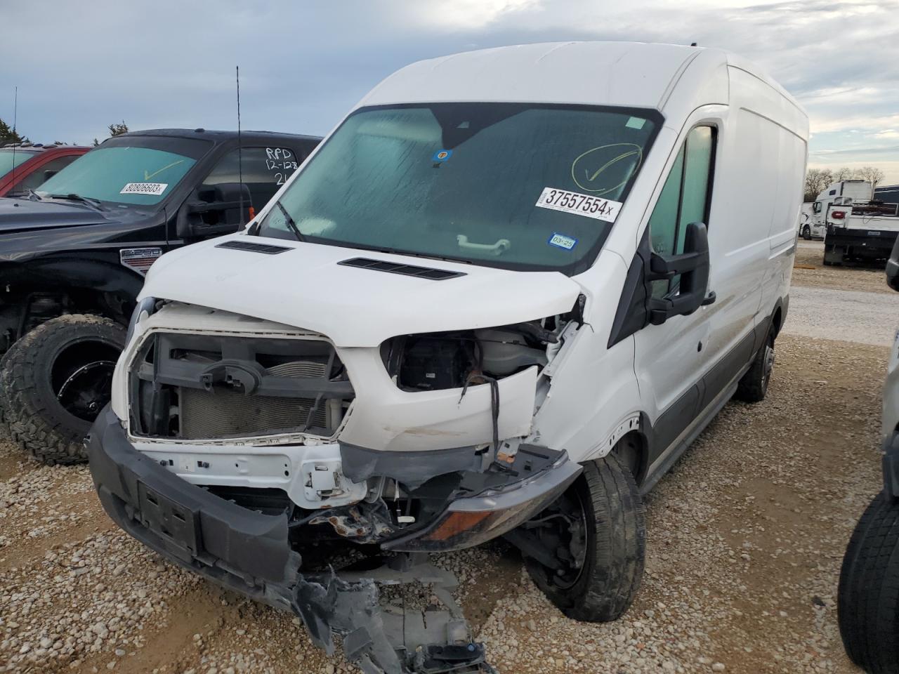 Salvage Ford Transit Image