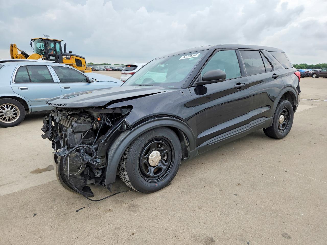 Salvage Ford Explorer Image