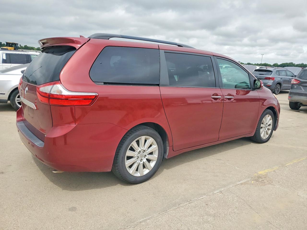 Toyota Sienna Limited 7-passenger