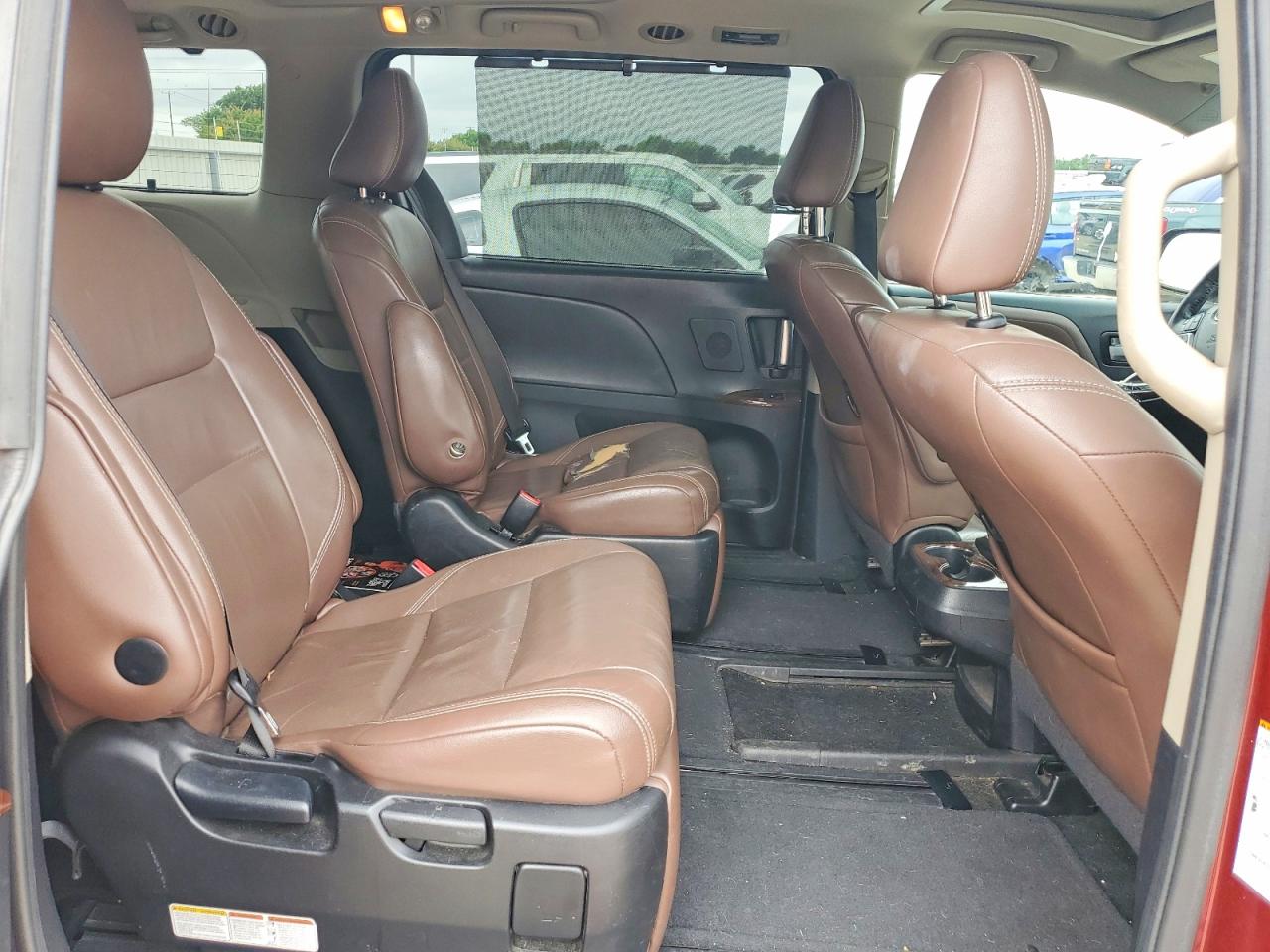 Toyota Sienna Limited 7-passenger