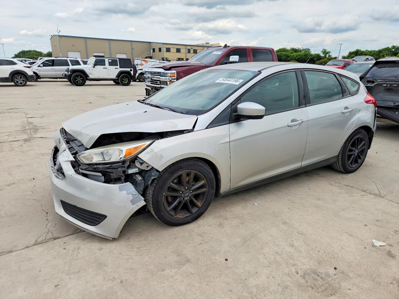Salvage Ford Focus Image