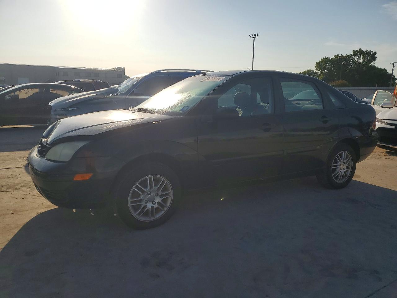 Salvage Ford Focus Image