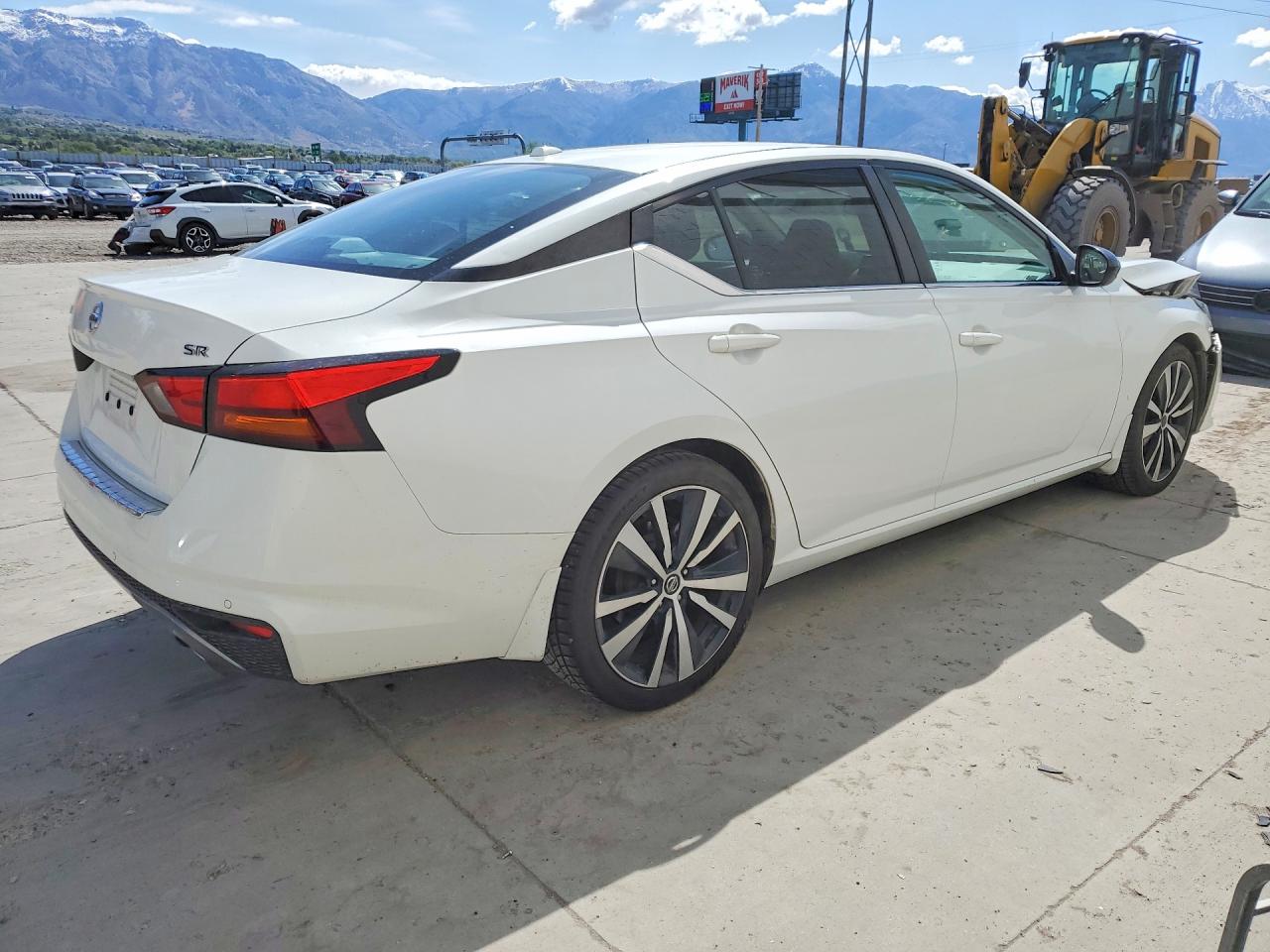 Nissan Altima Sr