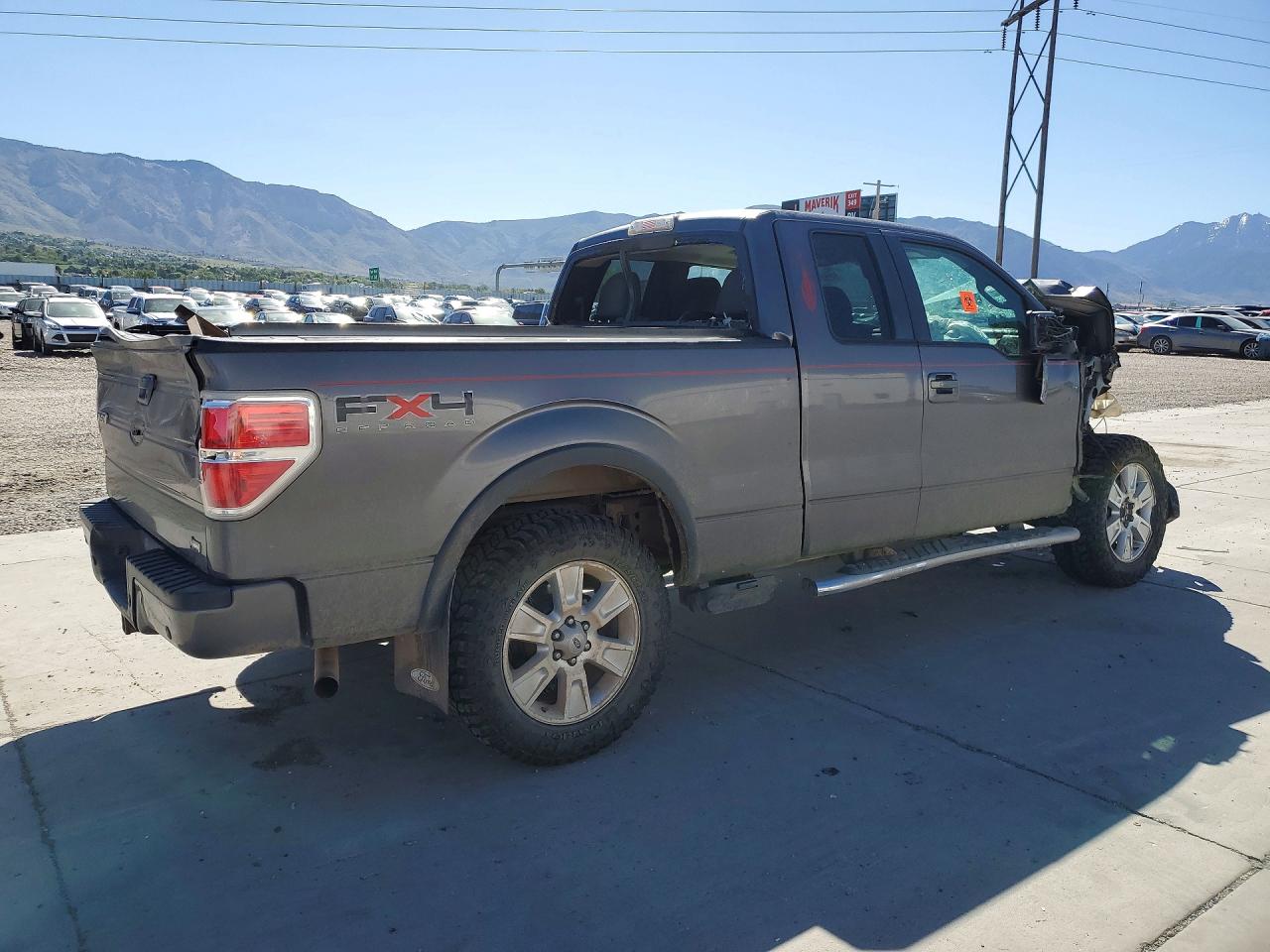 Ford F-150 Super Cab