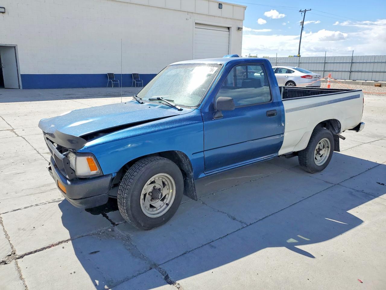 Salvage Toyota Pickup Image