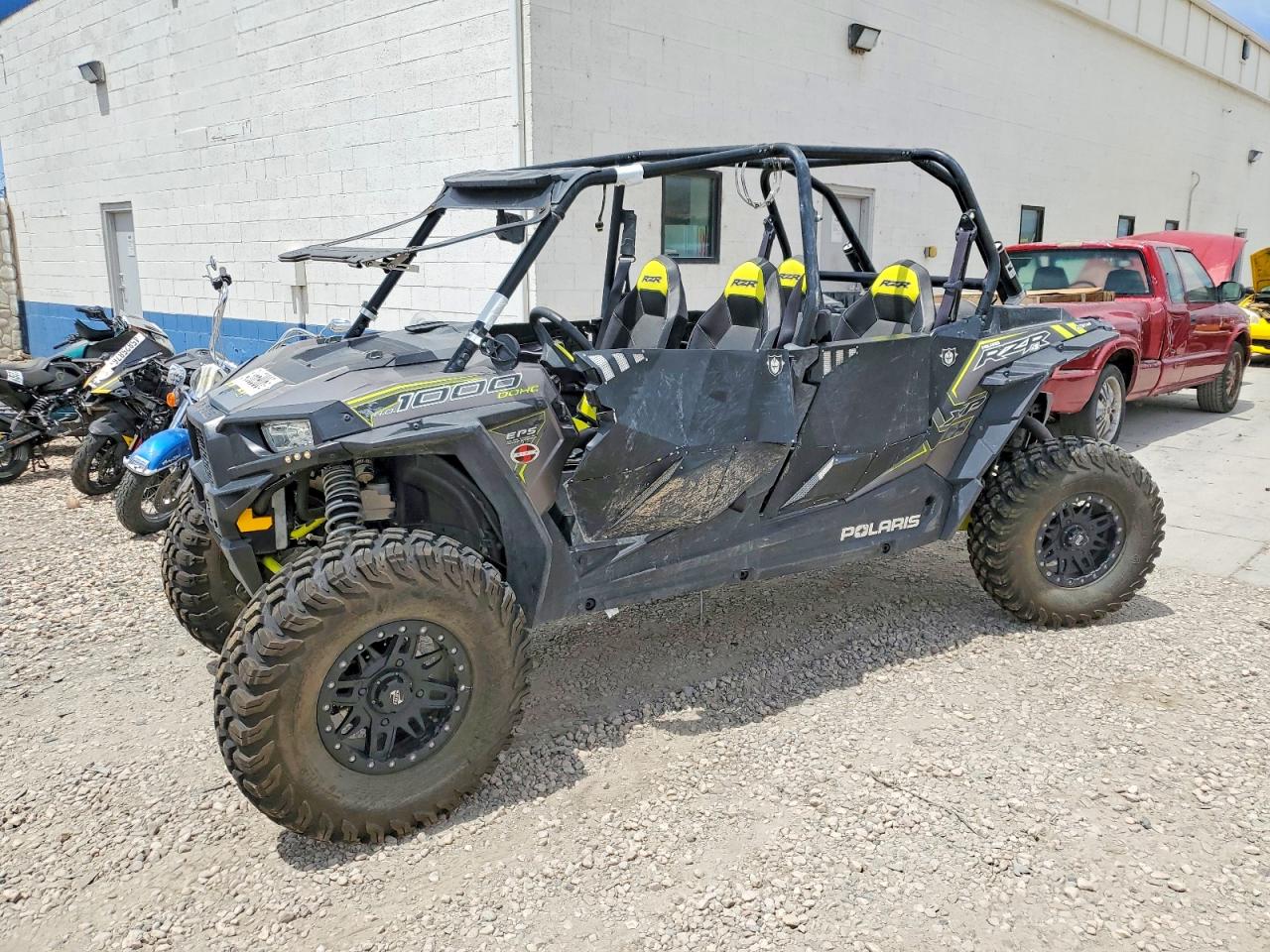 Polaris RZR