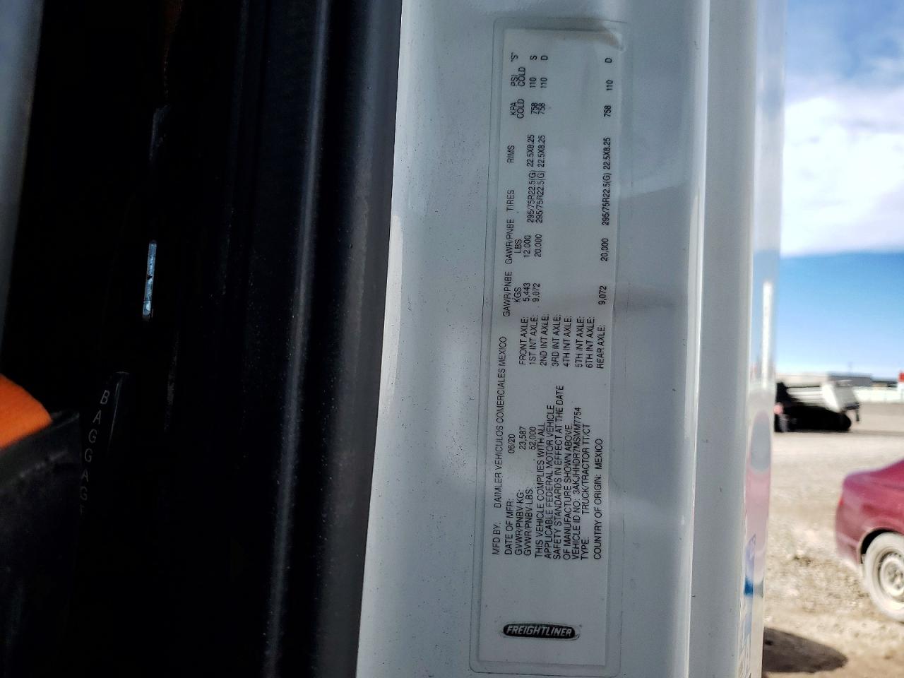 Freightliner Cascadia 126
