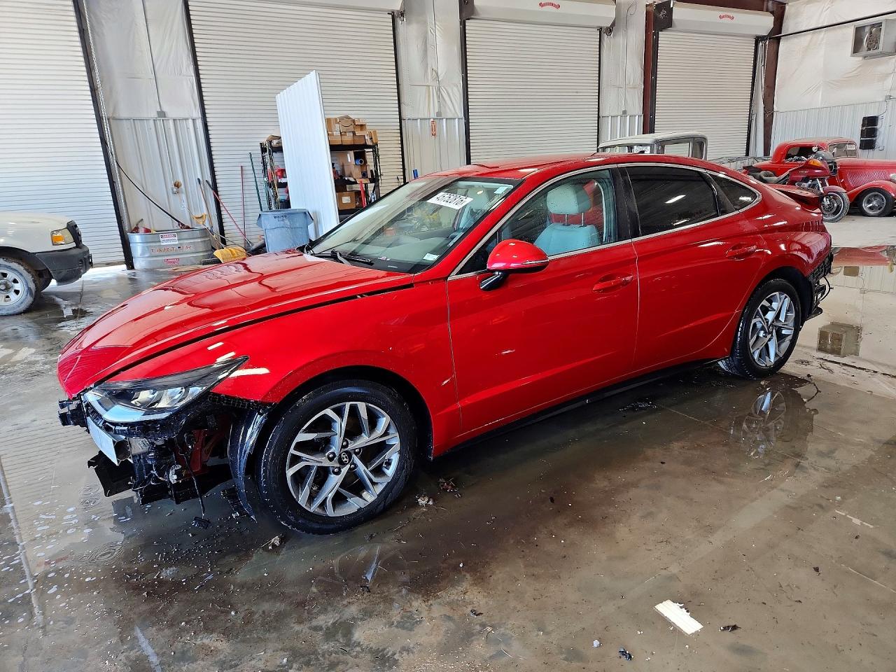 Salvage Hyundai SONATA Image