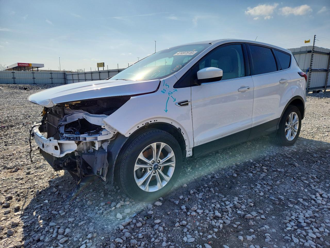 Salvage Ford Escape Image
