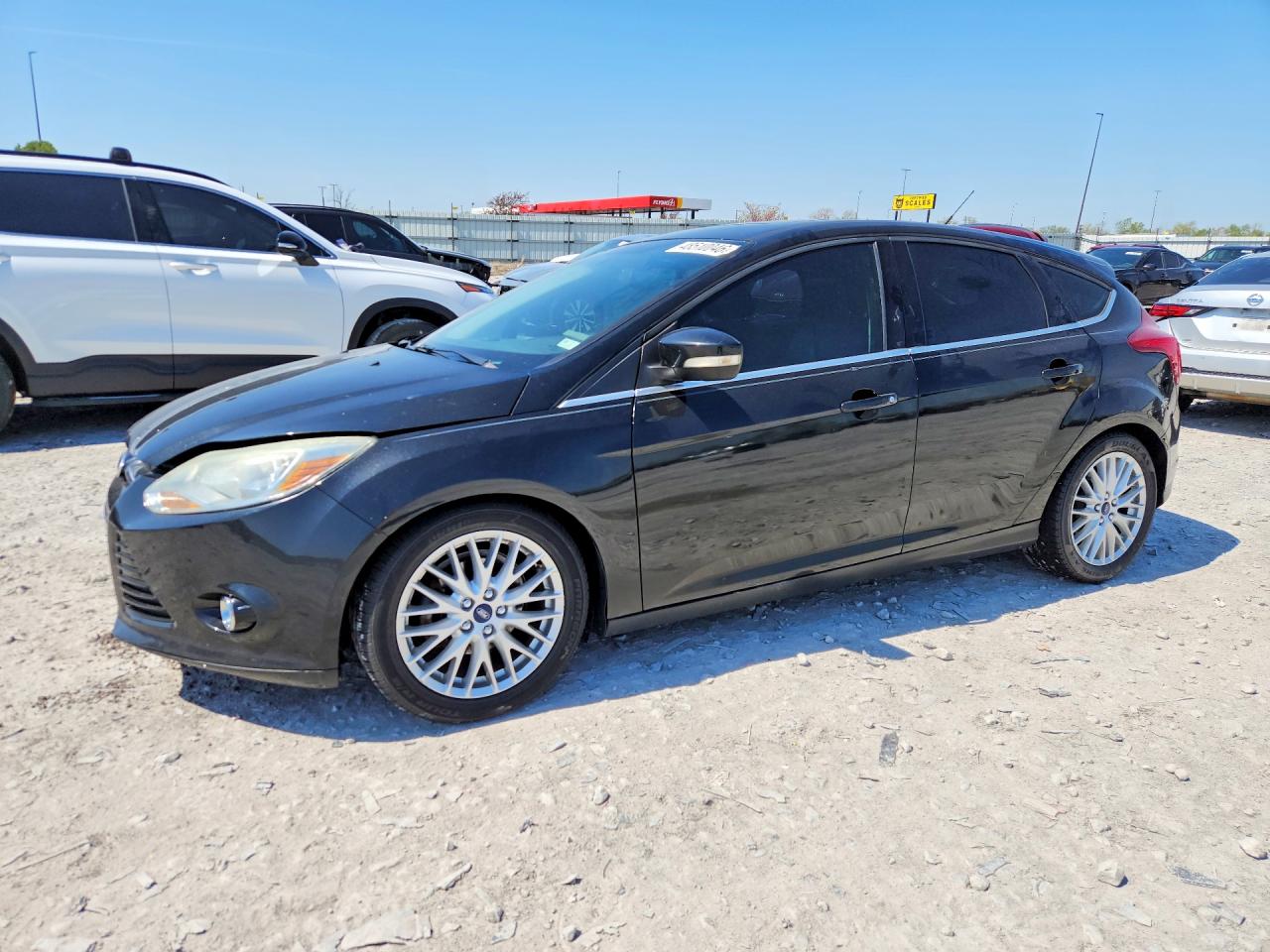 Salvage Ford Focus Image