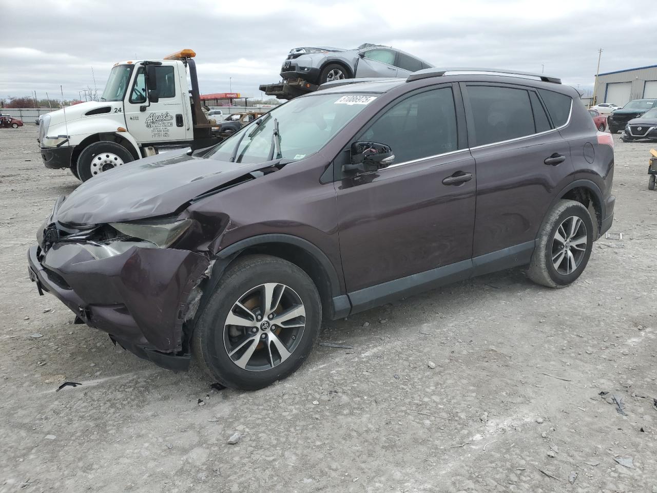 Salvage Toyota RAV4 Image