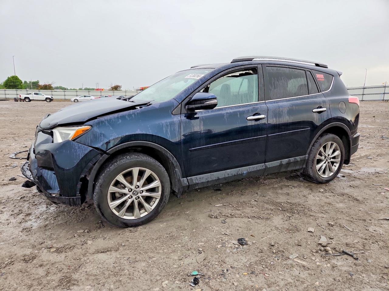 Salvage Toyota RAV4 Image