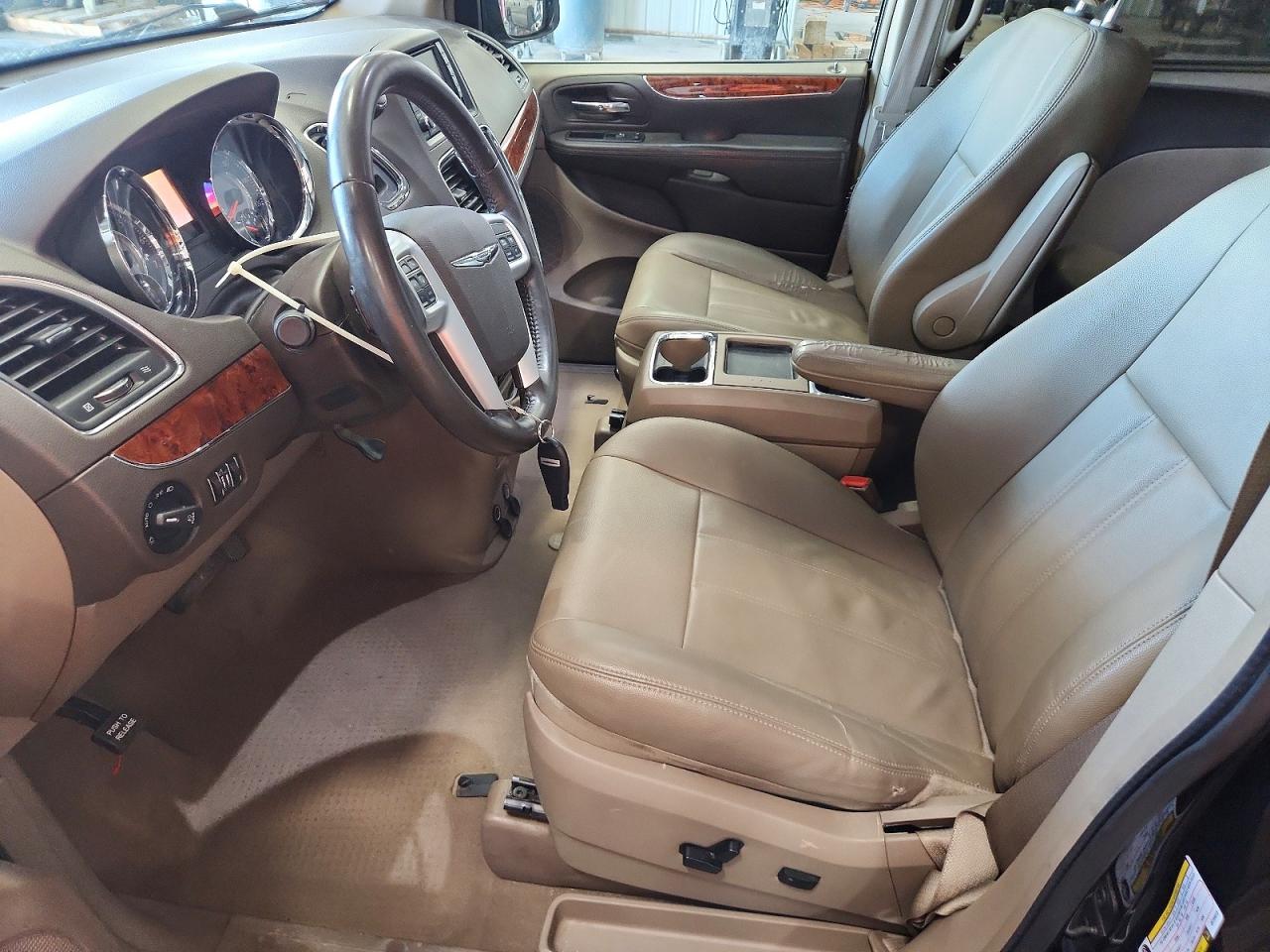 Chrysler Minivan Touring