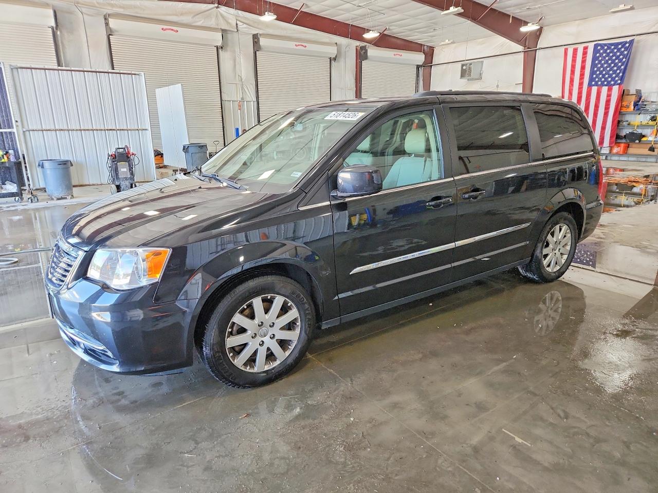 Salvage Chrysler Minivan Image