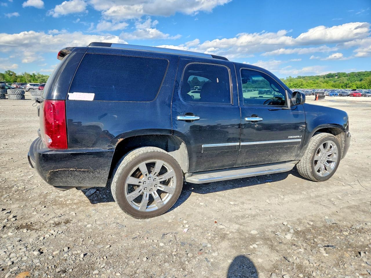GMC Yukon Denali