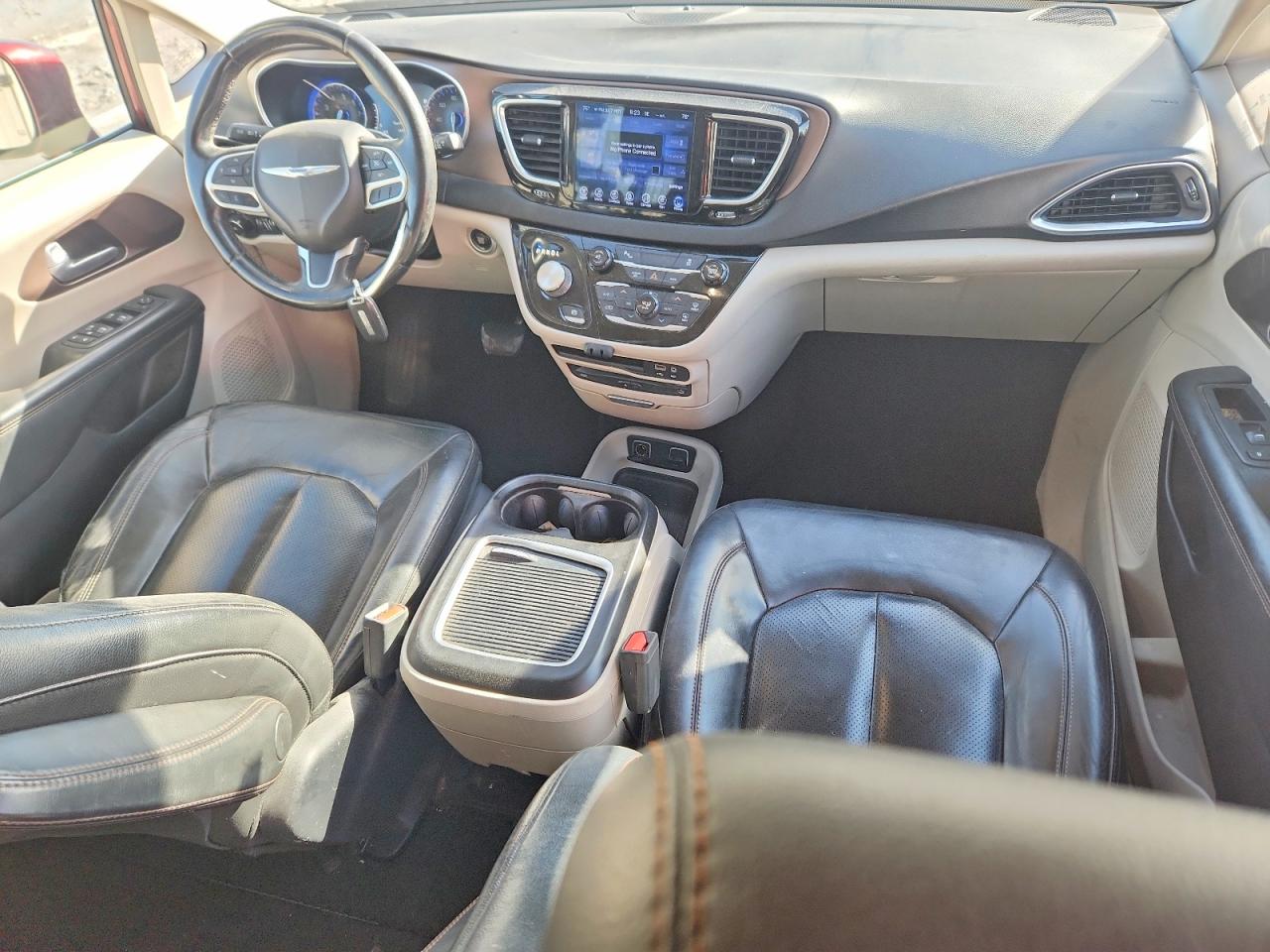 Chrysler Pacifica Touring L Plus