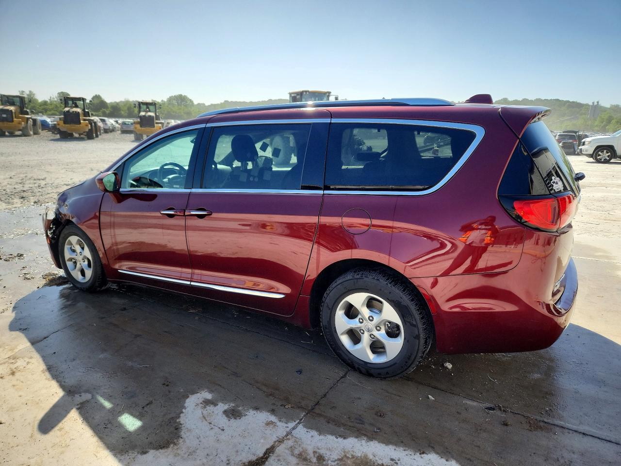 Chrysler Pacifica Touring L Plus