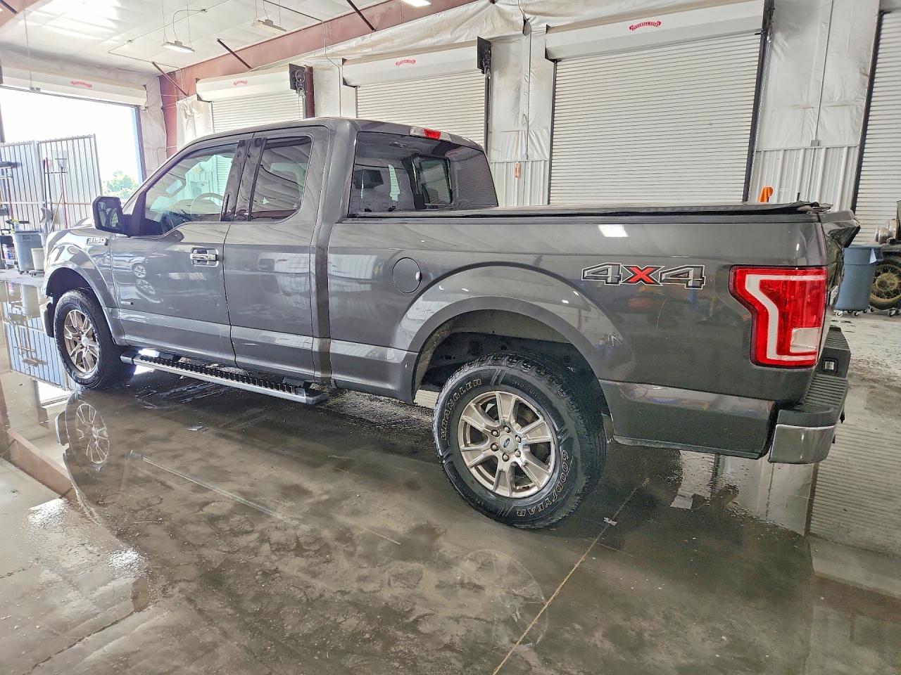 Ford F-150 Super Cab