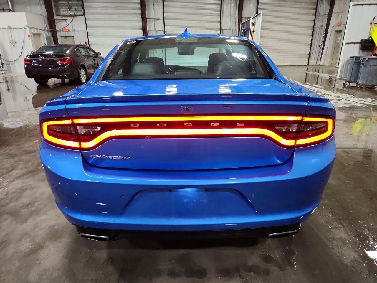 Dodge Charger R