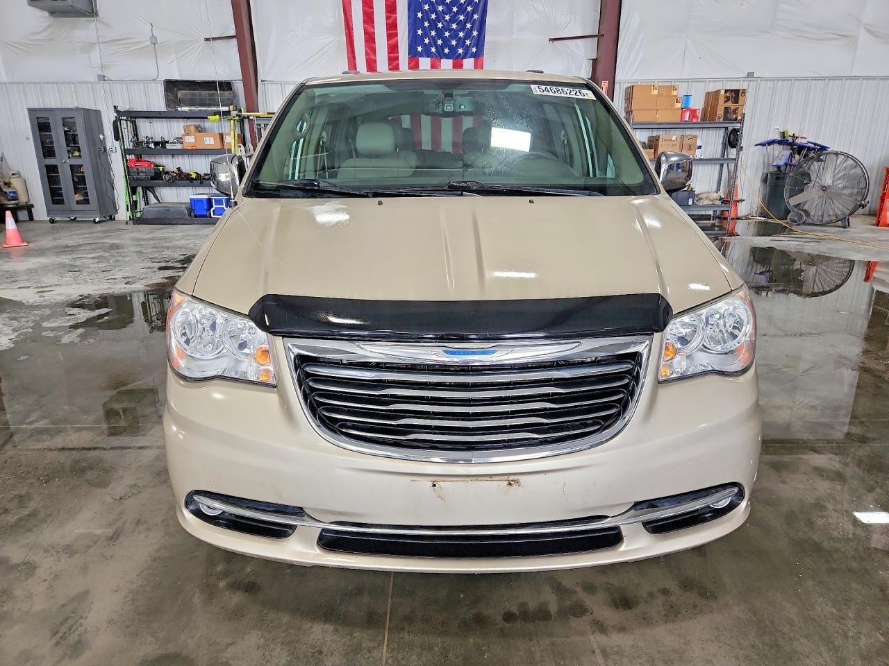 Chrysler Minivan Touring L